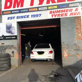 Bild von DM Tyres MCr Ltd