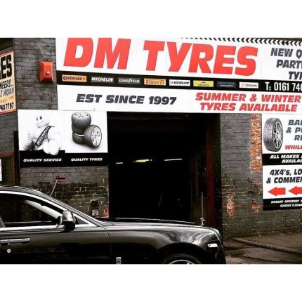 Logo van DM Tyres MCr Ltd