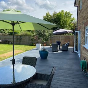 Bild von Desirable Decking & Landscaping