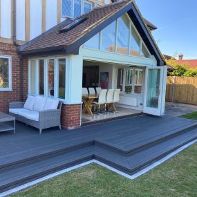 Bild von Desirable Decking & Landscaping