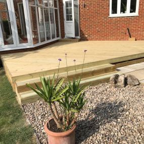 Bild von Desirable Decking & Landscaping