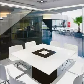 Bild von MKW Surfaces Ltd