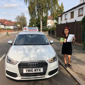 Bild von Dhoot Driving Female Instructors