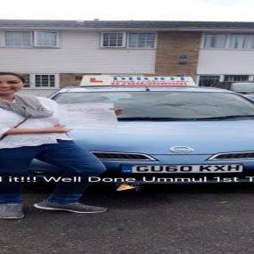 Bild von Dhoot Driving Female Instructors