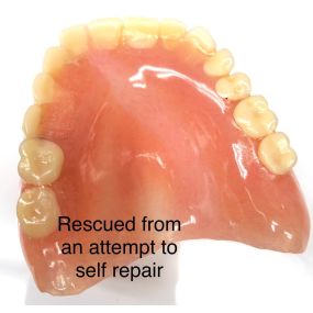 Bild von Mobile Denture Repair