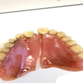 Bild von Mobile Denture Repair