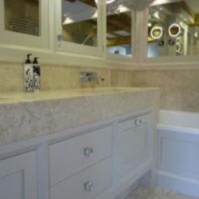 Bild von Bellagio Marble Ideas