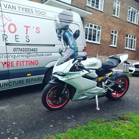 Bild von Boots Motorcycle Tyres