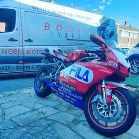 Bild von Boots Motorcycle Tyres