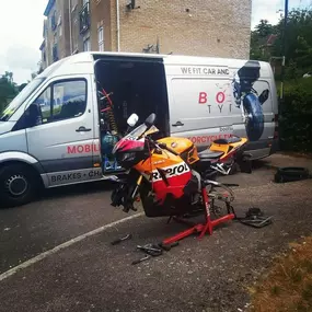Bild von Boots Motorcycle Tyres