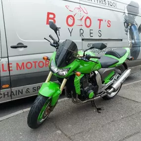 Bild von Boots Motorcycle Tyres
