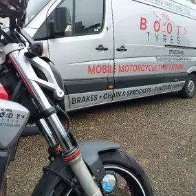 Bild von Boots Motorcycle Tyres
