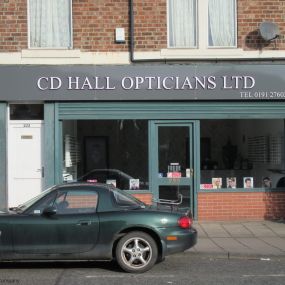 Bild von C D Hall Opticians Ltd