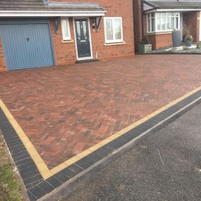 Bild von New Age Paving Ltd