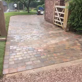 Bild von New Age Paving Ltd