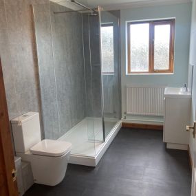 Bild von Adrian Morgan Complete Bathroom Specialist