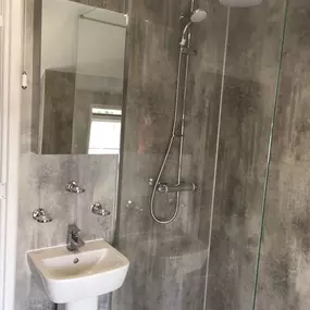 Bild von Adrian Morgan Complete Bathroom Specialist