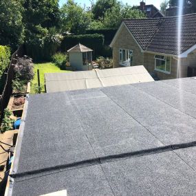 Bild von R Tyler Roofing Limited