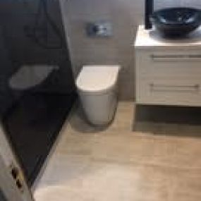 Bild von D King Bathroom & Kitchen Fitting