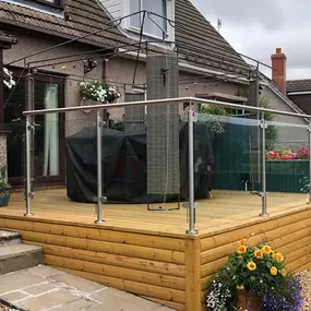Bild von The Decking & Glass Balustrade Co