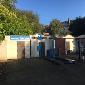 Bild von Brooklands Service Garage