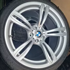 Bild von Chameleon Powder Coating
