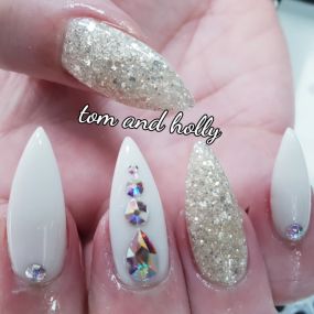 Bild von Tom & Holly Nails Studio Ltd