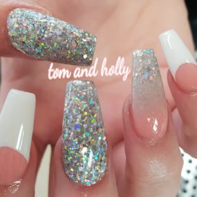 Bild von Tom & Holly Nails Studio Ltd