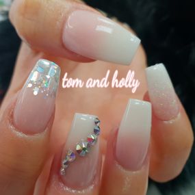 Bild von Tom & Holly Nails Studio Ltd