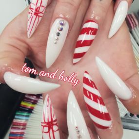 Bild von Tom & Holly Nails Studio Ltd