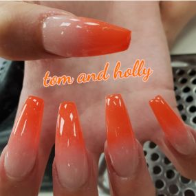 Bild von Tom & Holly Nails Studio Ltd