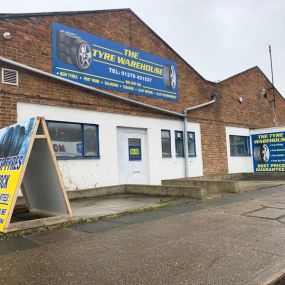 Bild von The Tyre Warehouse (Harlow)