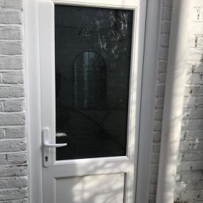 Bild von A Complete Window & Door Service