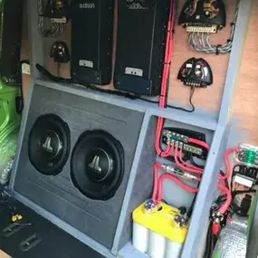 Bild von Shocks Away in Car Solutions