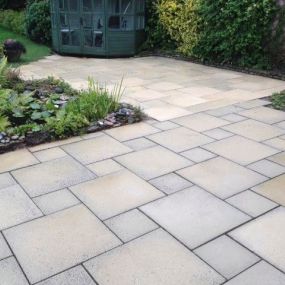 Bild von The Patio Black Spot Removal Co.Ltd