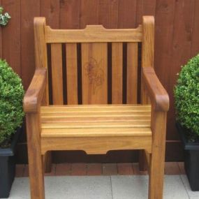 Bild von Wood Memorial Benches Ltd