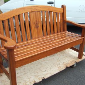 Bild von Wood Memorial Benches Ltd