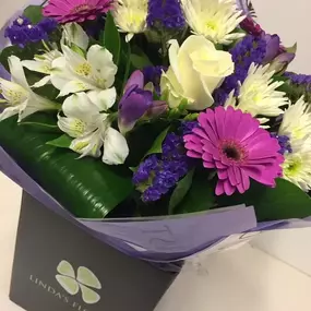 Bild von Lindas Florists Ltd