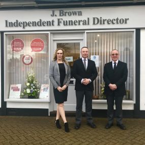 Bild von J Brown Funeral Services Ltd