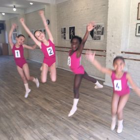 Bild von Bluebirds Ballet School