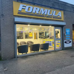 Bild von Formula First Tyre Exhaust & Auto Centre Ltd