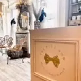 Bild von The Blue Bow Bridal Company