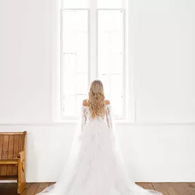 Bild von The Blue Bow Bridal Company