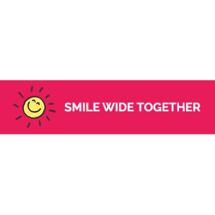 Logo fra Smile Wide Together CIC