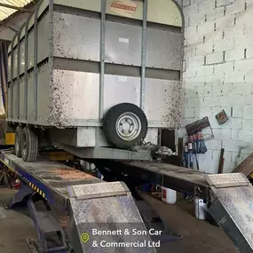 Bild von Bennett & Son Car & Commercial Ltd