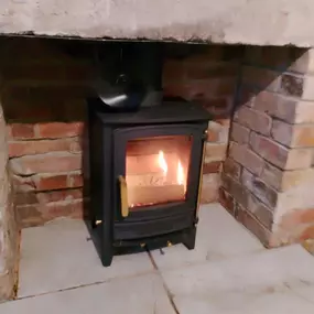 Bild von Lincolnshire Log Burner Installation and Chimney Sweep