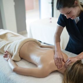 Bild von Divine Massage Therapy & Beauty - Salcombe