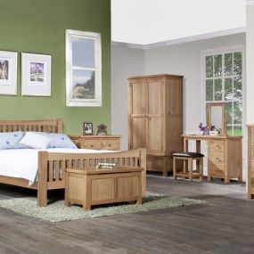 Bild von Holmes Hill Furniture