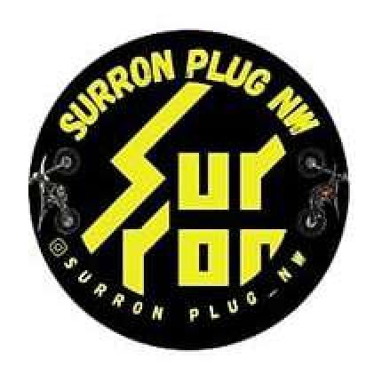 Logótipo de Surron Plug Northwest