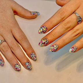 Bild von M Nails & Spa